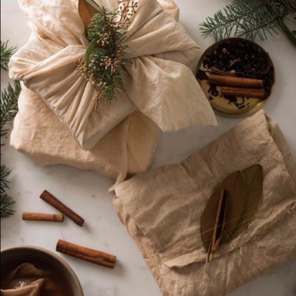 MYSTERY BOX 📦 - Picture 3 of 6